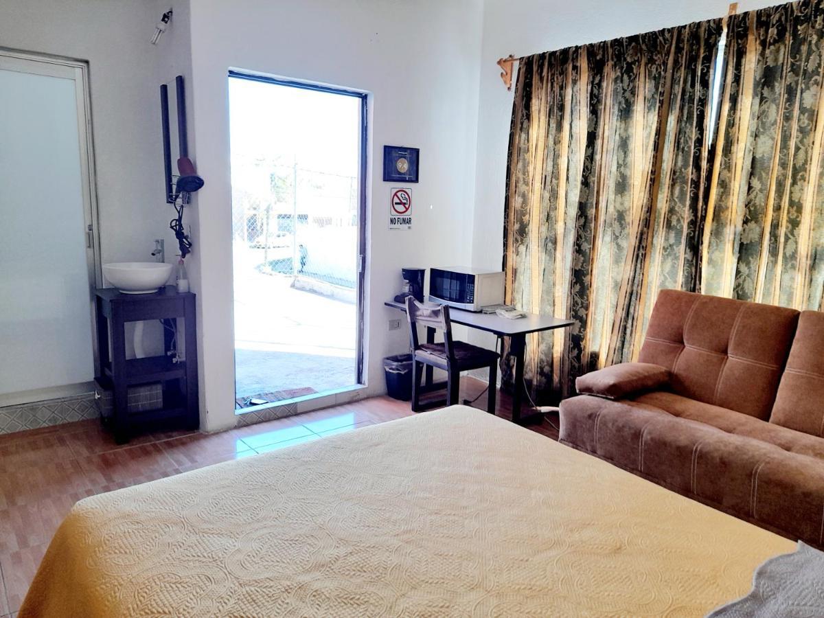 Suite Amplia Privada A 8 Min Del Centro Aguascalientes Bagian luar foto