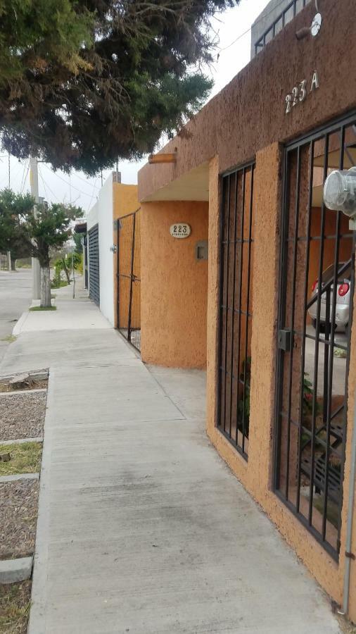 Suite Amplia Privada A 8 Min Del Centro Aguascalientes Bagian luar foto